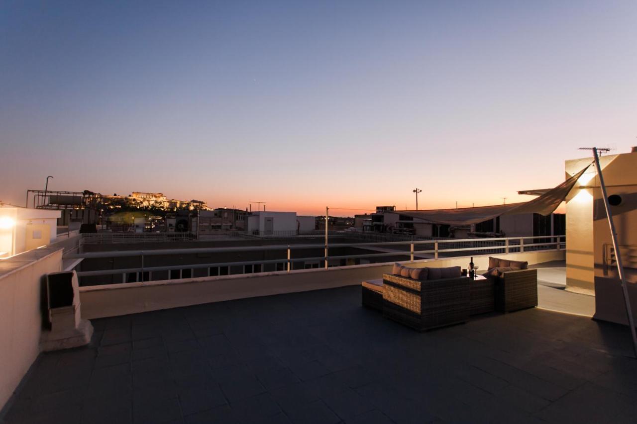 Gorgeous Retiré with Breathtaking Acropolis view! Appartamento Atene Esterno foto