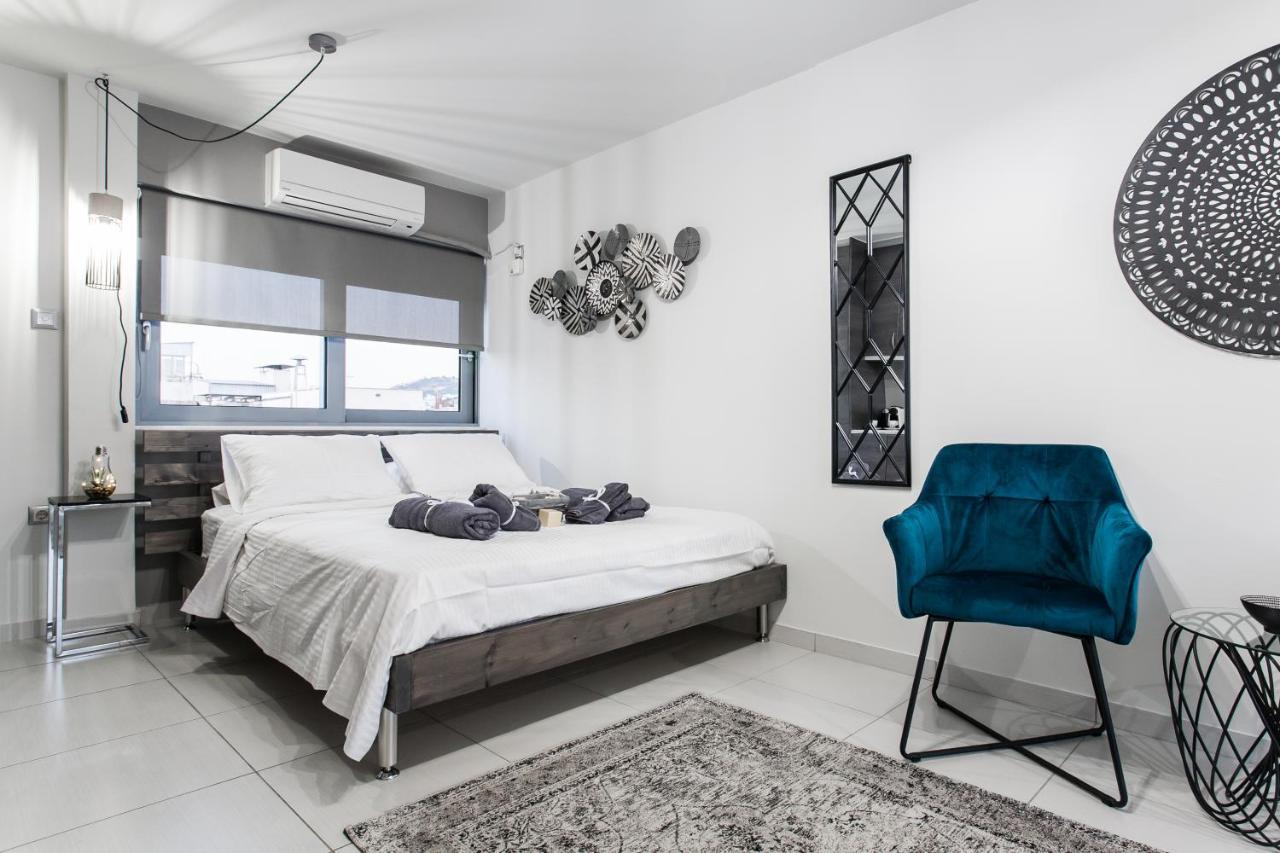 Gorgeous Retiré with Breathtaking Acropolis view! Appartamento Atene Esterno foto